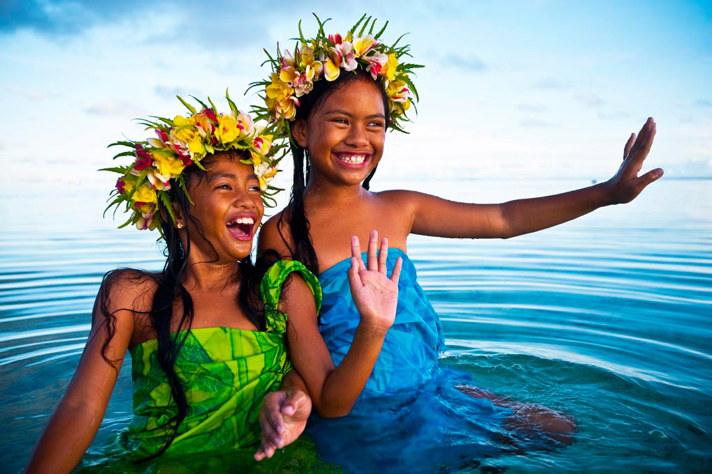 Rarotonga Girls, Cook Islands | Courtesy of Cook Islands Travel